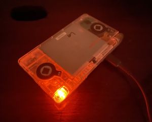 The clear DS Lite charging